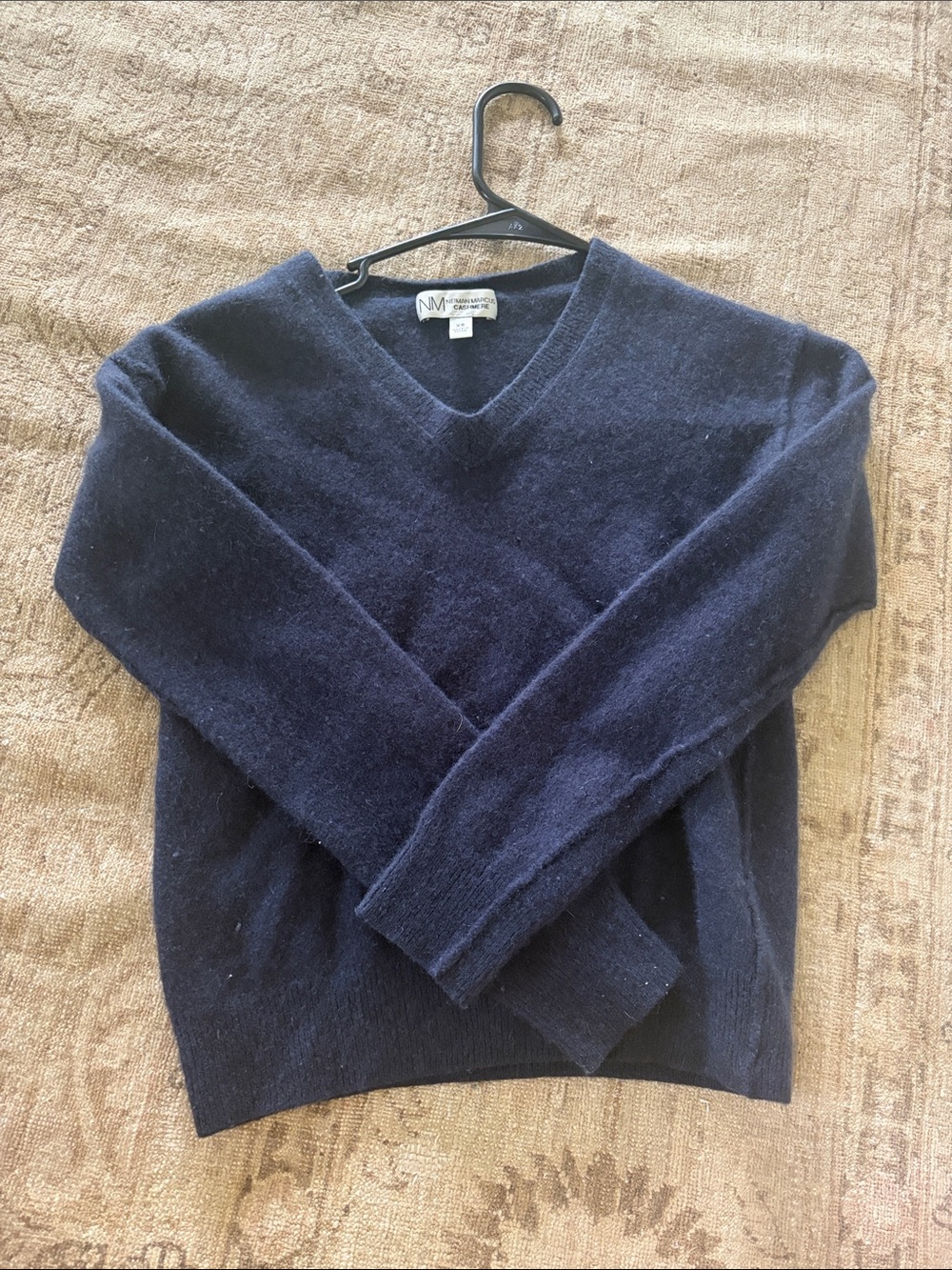 Neiman Marcus Navy V-Neck Cashmere-Blend Sweater